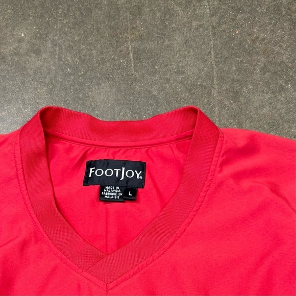 Vintage FootJoy Red Golf Windbreaker Pullover V-Neck Rain Jacket - Picture 3 of 10